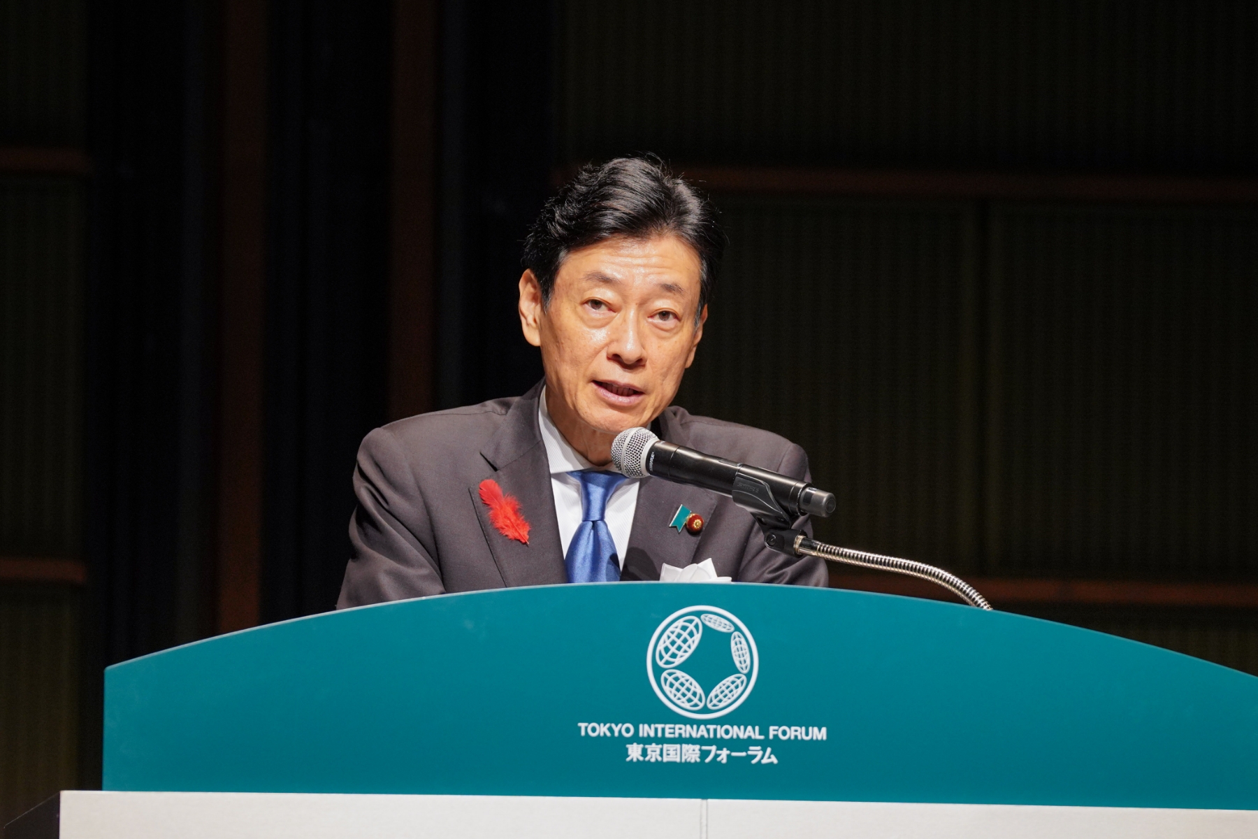 西村経済産業大臣による閉会挨拶