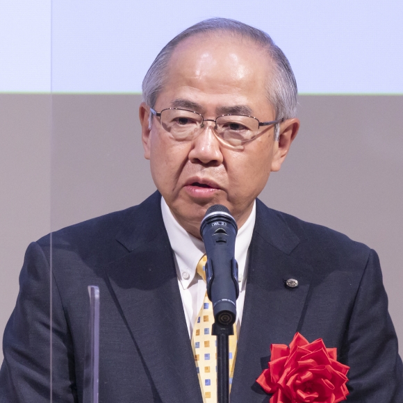 キリンホールディングス株式会社 代表取締役会長CEO 最高経営責任者 グループ経営責任者 磯崎功典氏